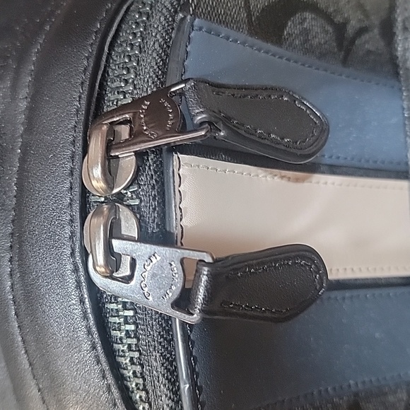 Coach EUC Men'  West Backpack In Signature Canvas With Varsity Stripe - Picture 9 of 11